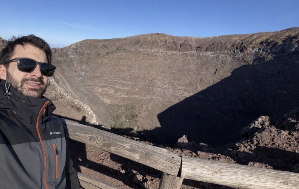 Escursione sul Vesuvio: quanto costa, quanto si cammina e come arrivare al cratere